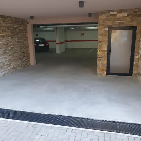 Dunja's 즐라티보